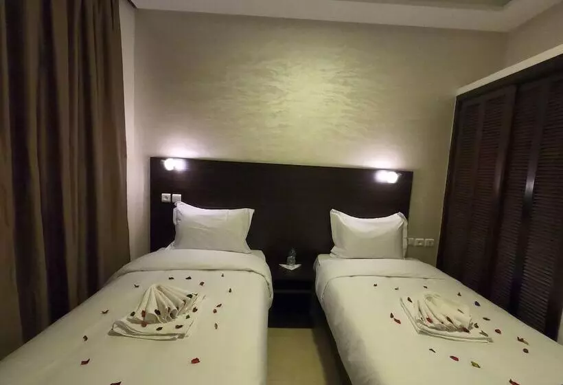 Hotelli Marina Dreams