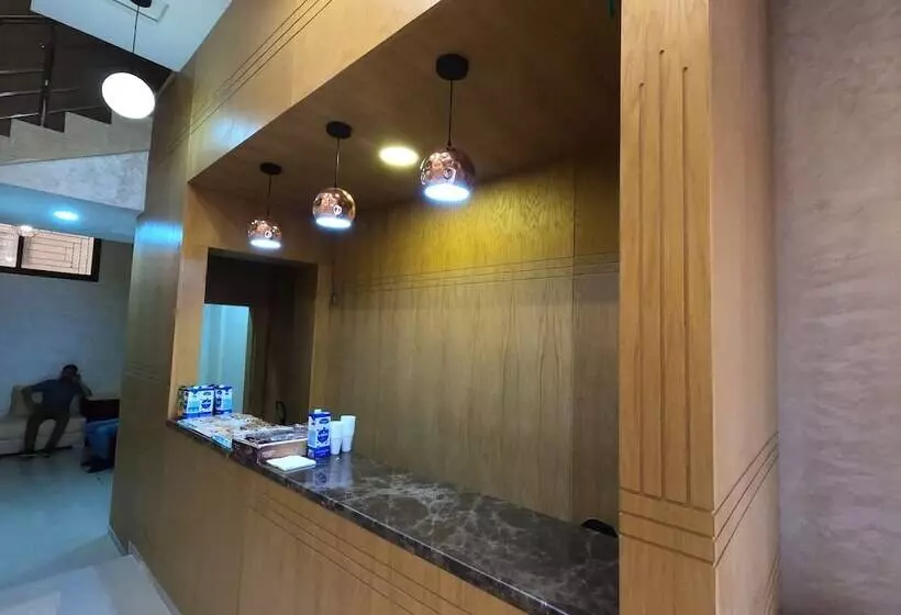 Hotelli Marina Dreams