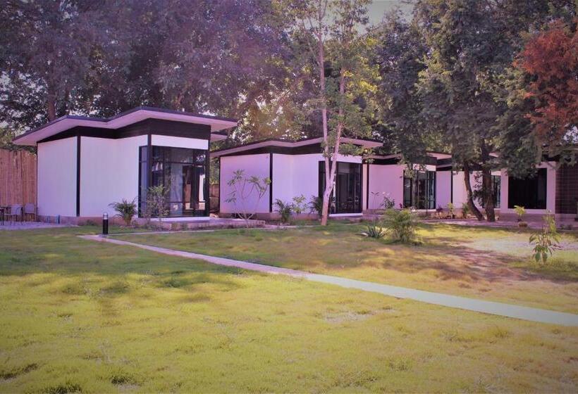 호텔 Serene Resort