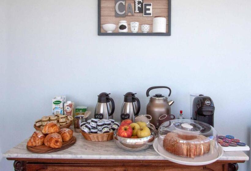 La Camelia Bianca B&b