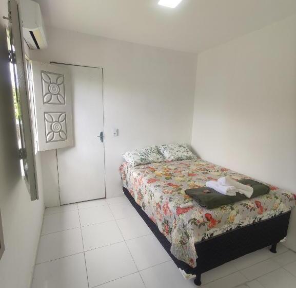 پانسیون Aconchego Da Nina