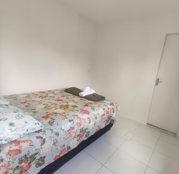 پانسیون Aconchego Da Nina