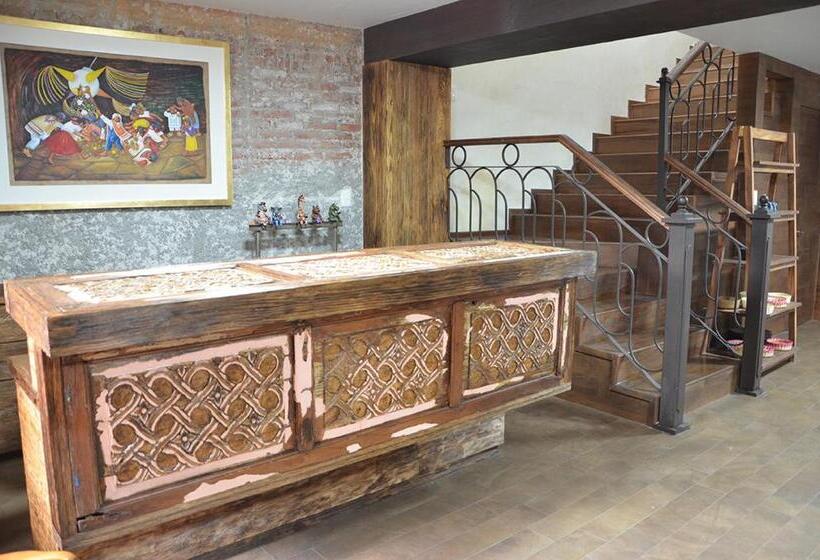 پانسیون Casa Real Coyoacán