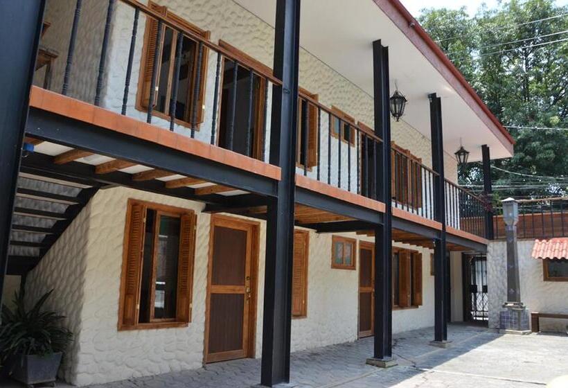 پانسیون Casa Real Coyoacán