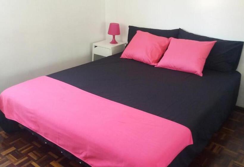 Pensione F! Lisbon Guest House