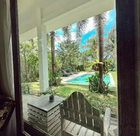 ペンション Hi5 Kuta