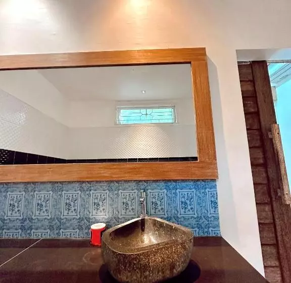 ペンション Hi5 Kuta