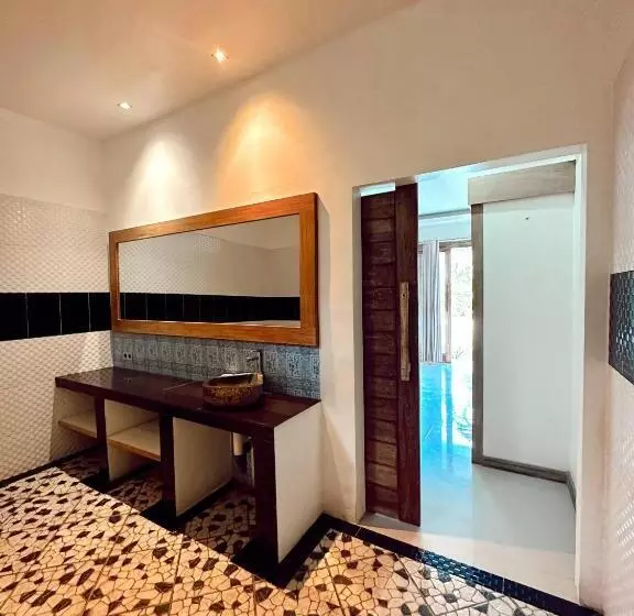 ペンション Hi5 Kuta