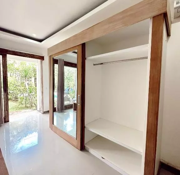 ペンション Hi5 Kuta