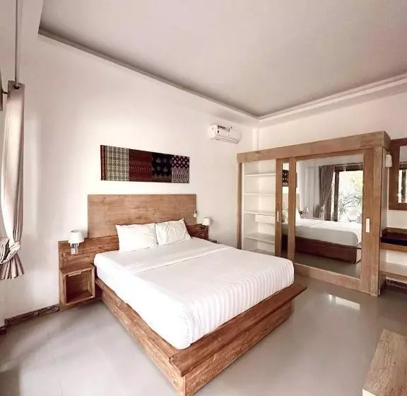 ペンション Hi5 Kuta