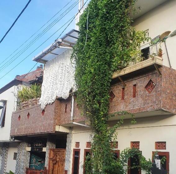 Пансион La Vie En Rose Residence