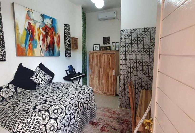 Пансион La Vie En Rose Residence