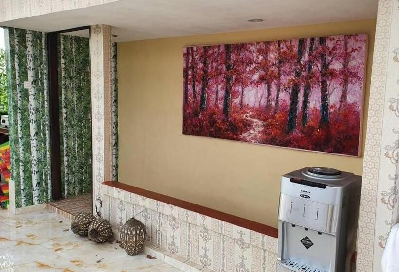 Пансион La Vie En Rose Residence