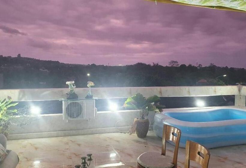 Пансион La Vie En Rose Residence