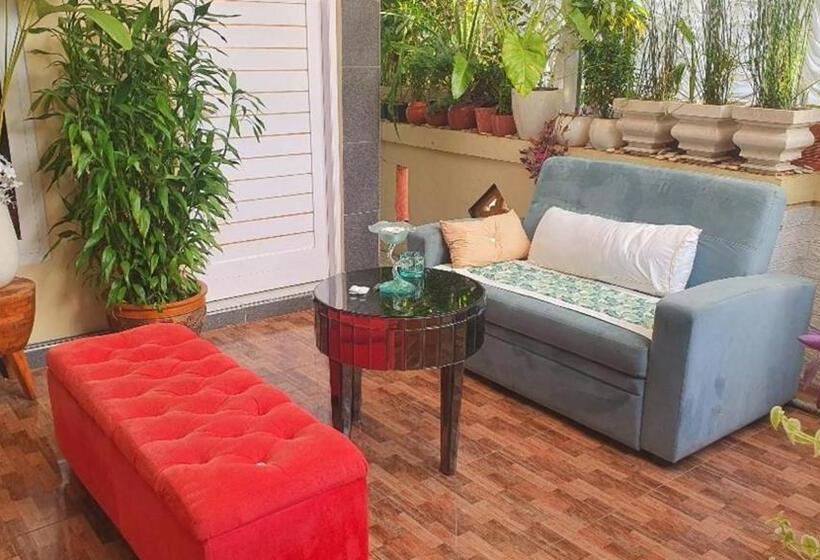 Пансион La Vie En Rose Residence