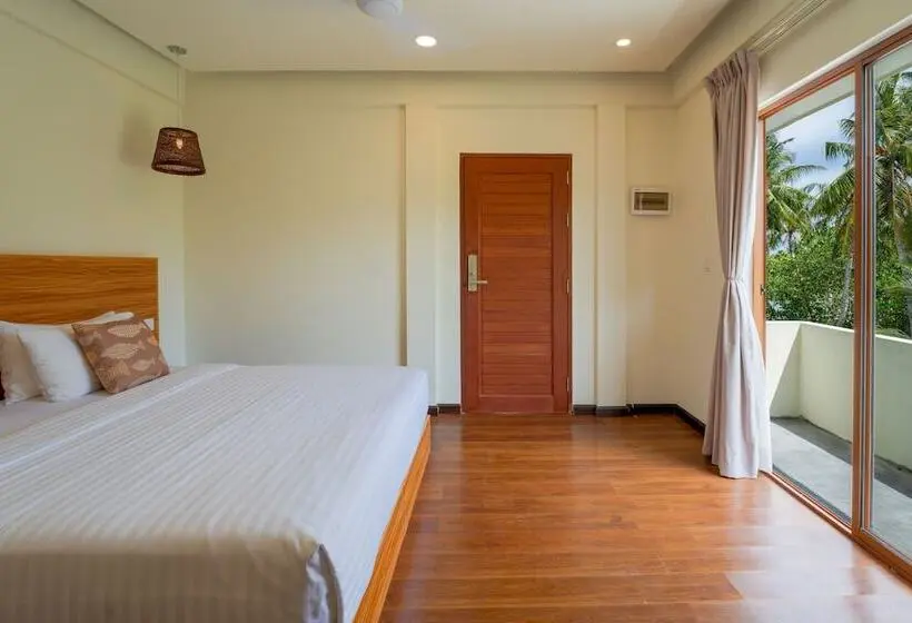 پانسیون Niru Isle Maldives