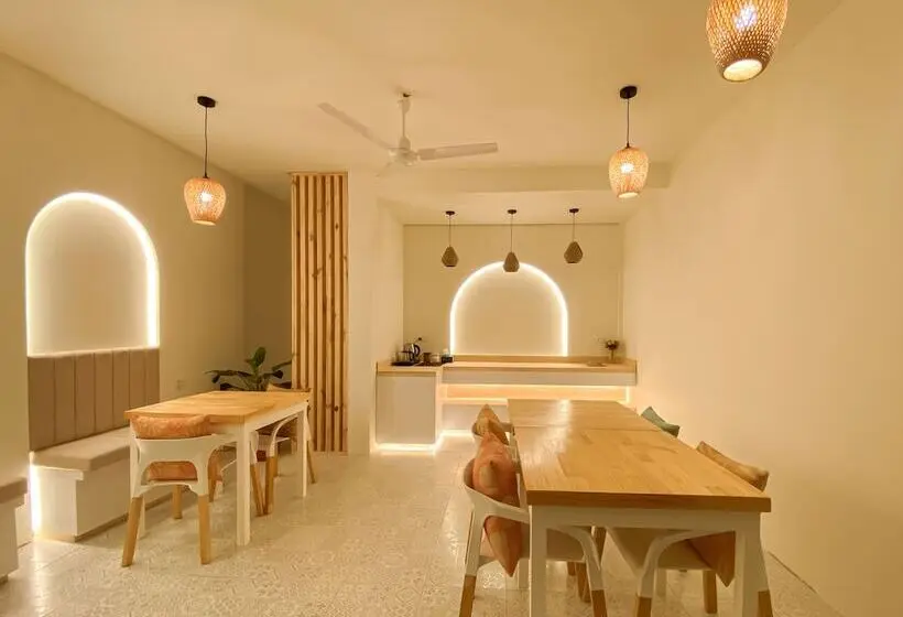 پانسیون Niru Isle Maldives
