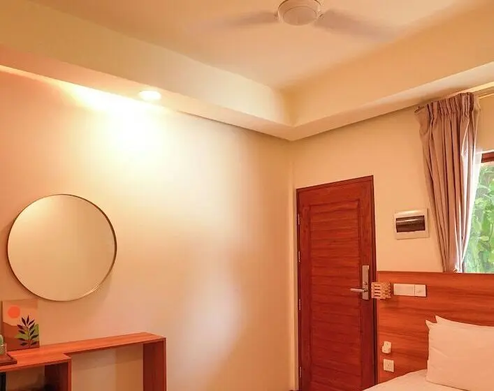پانسیون Niru Isle Maldives