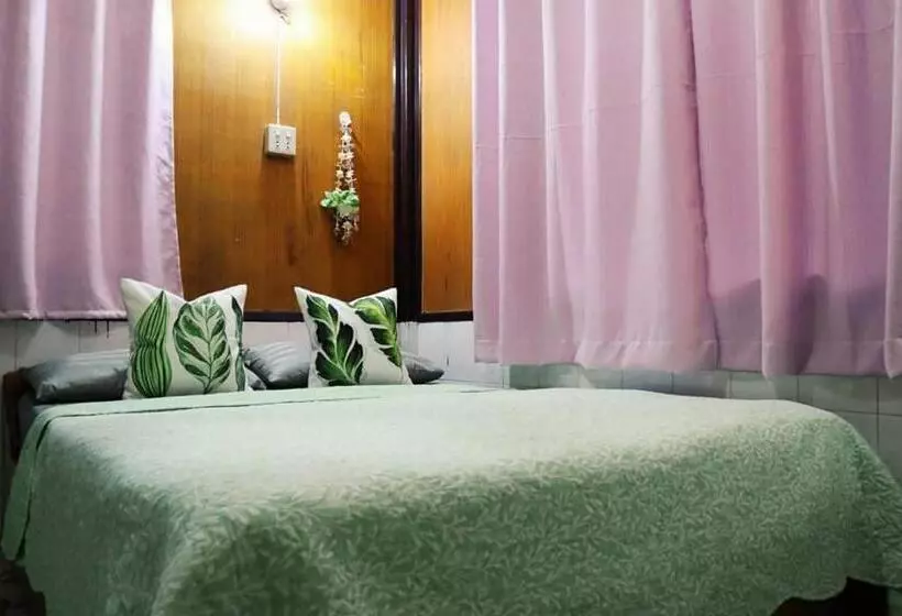 Majatalo Small Guest House Koh Kood