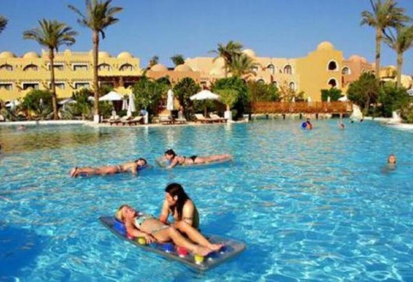 Grand Makadi   Couples And Families Only