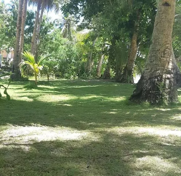 استراحتگاه Lagkaw Siargao Villas