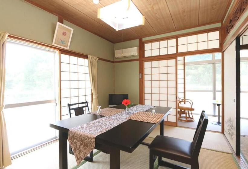 ريوكان Shirasakiso