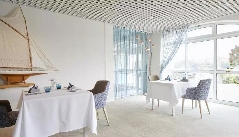 Hotelli Aigue Marine