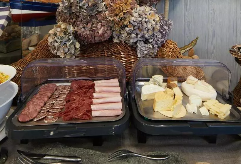 Hotelli Aigue Marine