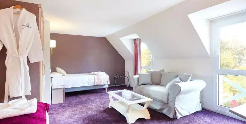 Hotelli Aigue Marine