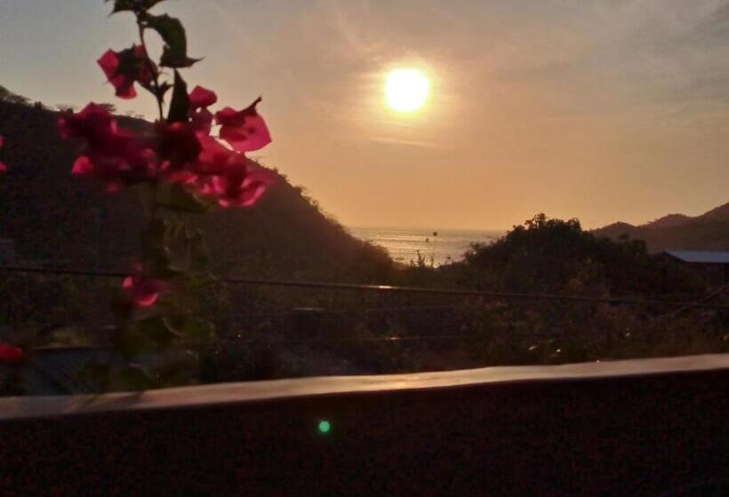 هاستل Hostal La Casa De Felipe