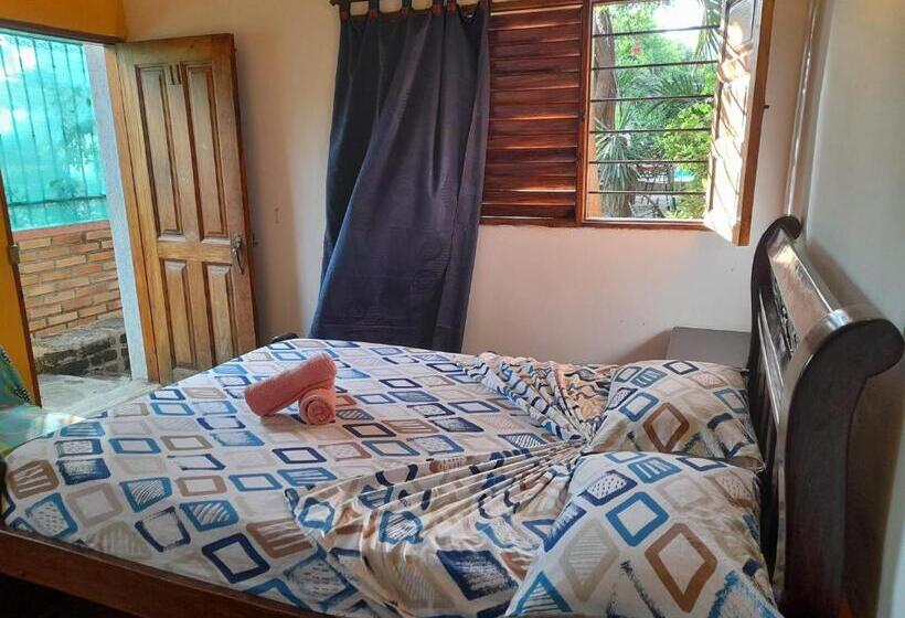 هاستل Hostal La Casa De Felipe