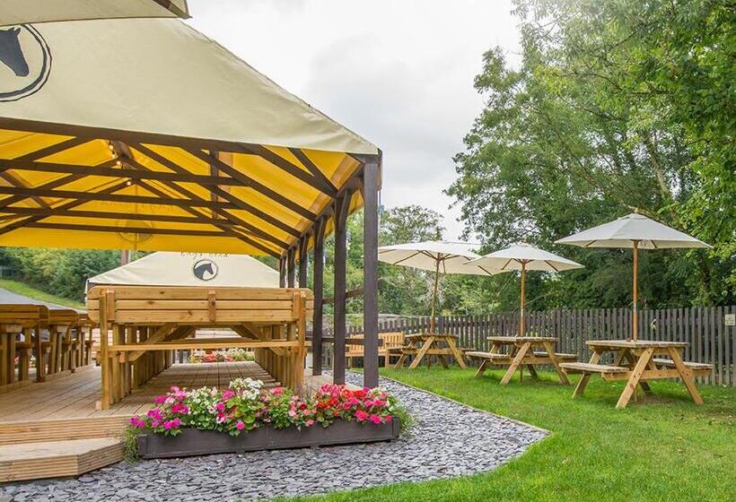 旅馆 The Nags Head Inn