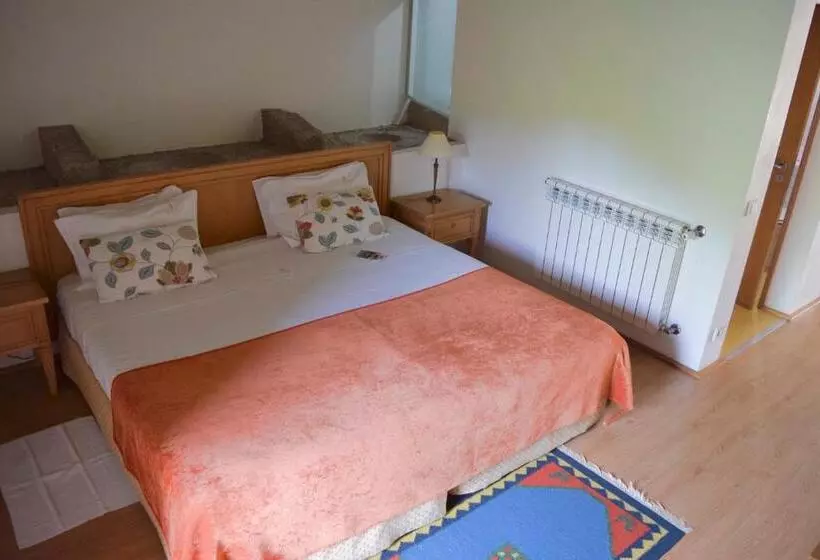 ベッドアンドブレックファースト Mosteiro De S. Cristovao De Lafoes