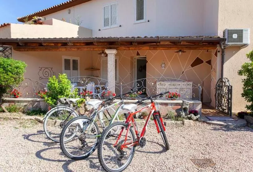 Aamiaismajoitus (B&B) Terre Di Gallura