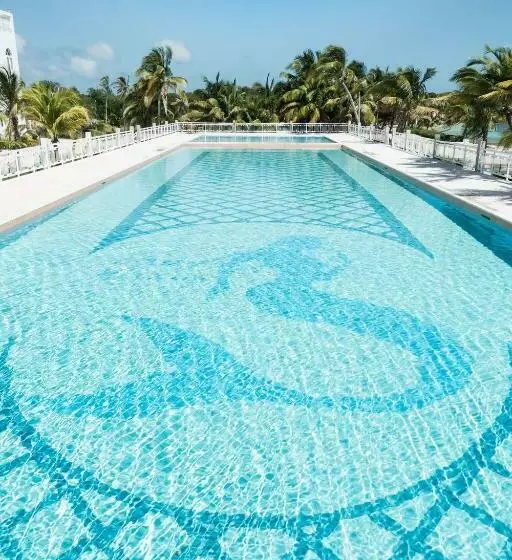 Belize Dive Haven Resort & Marina