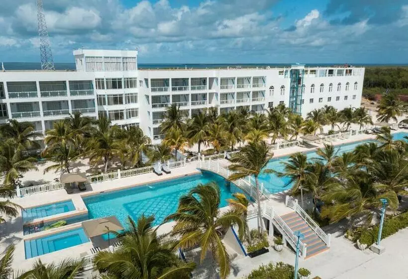 Belize Dive Haven Resort & Marina