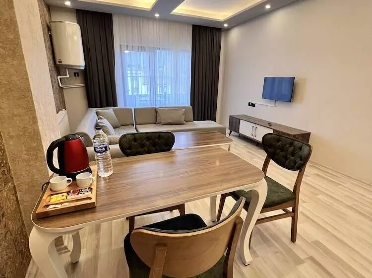 هتل Avazem Suite