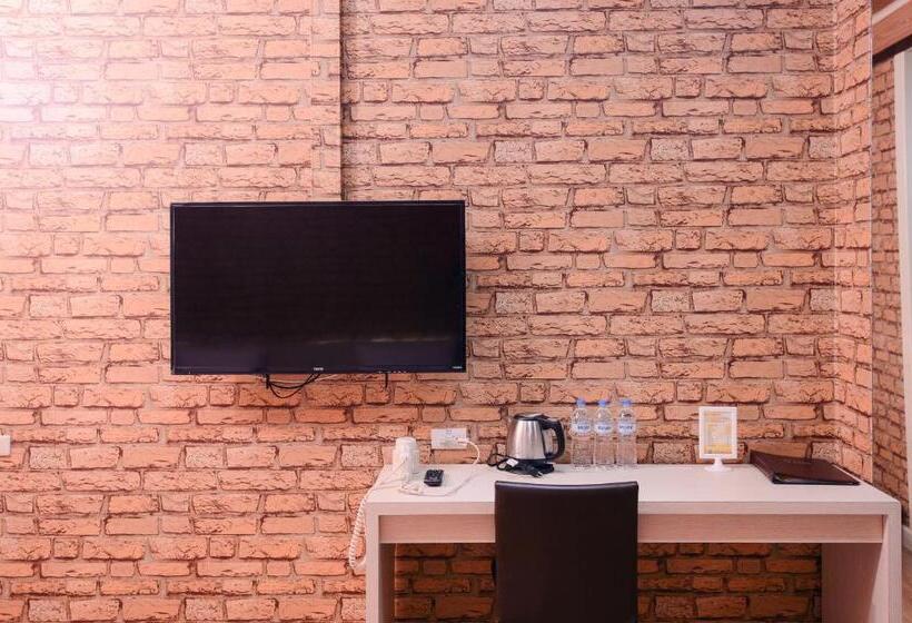 هتل Duke Business