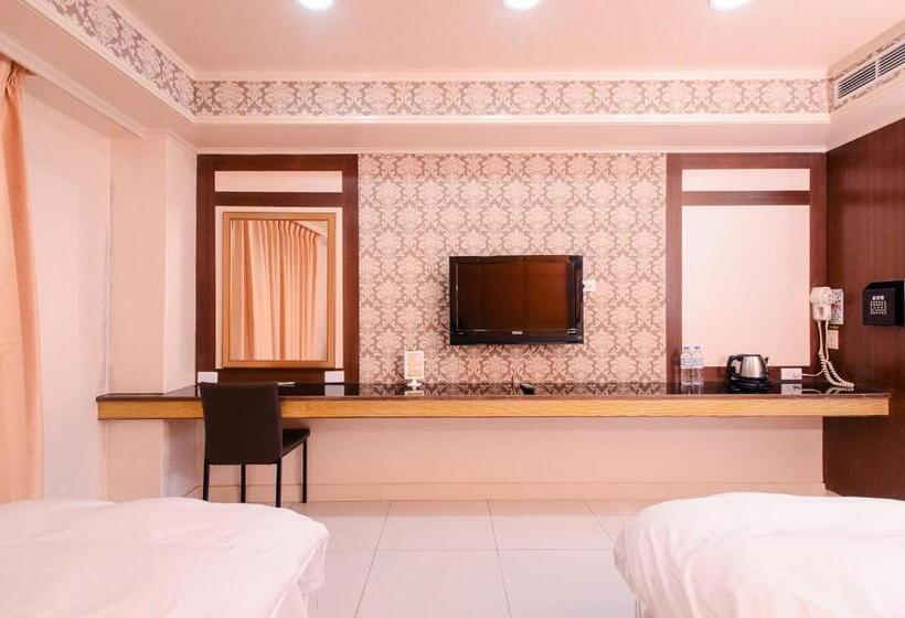 هتل Duke Business