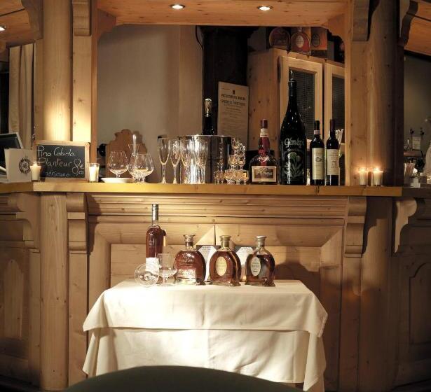 호텔 Hôtel Saint Martin