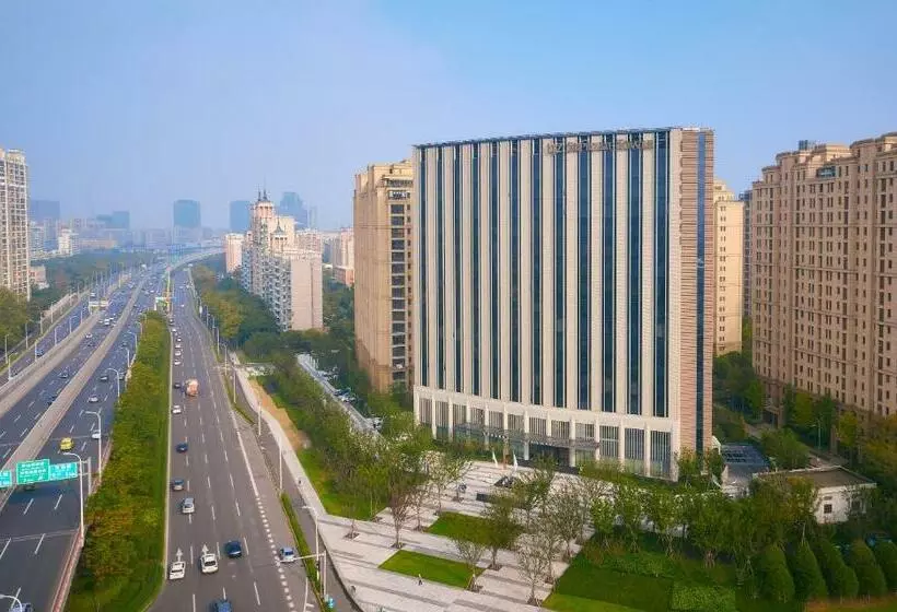 Hotelli Ljz Supreme Tower