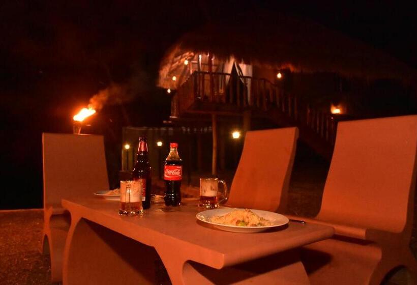 فندق Pelican Lake