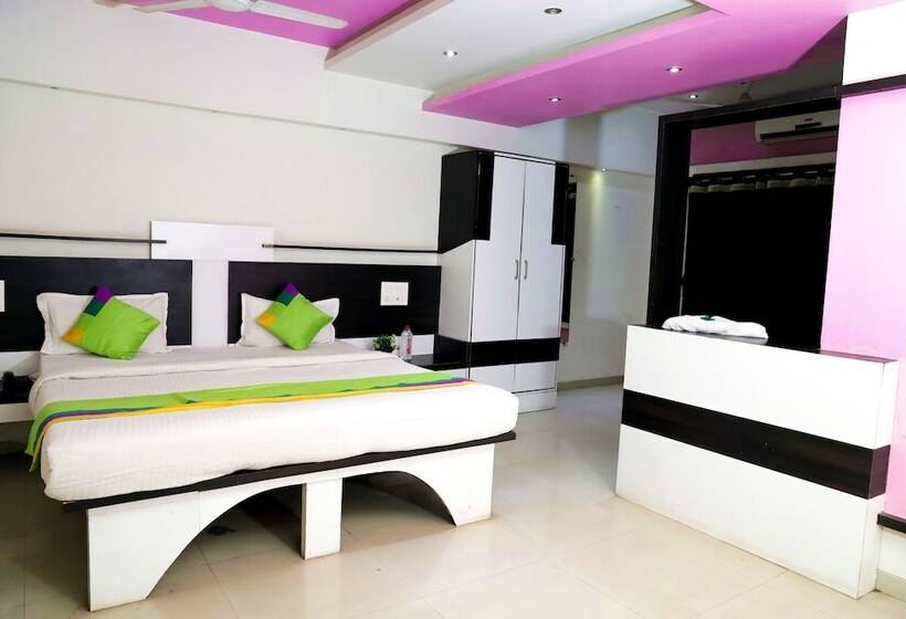 ホテル Sachin Regency Nashik