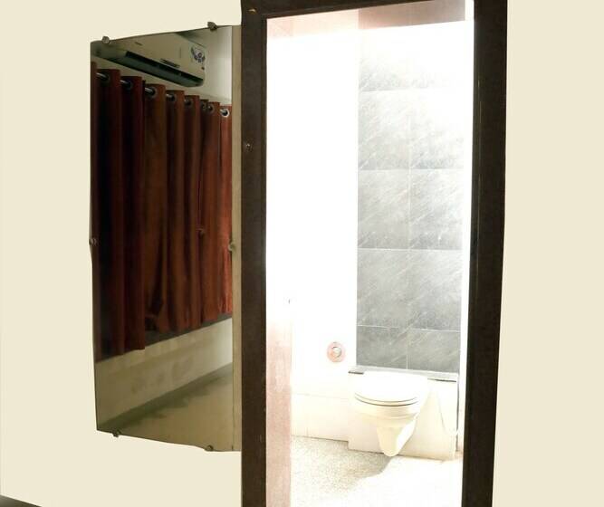 ホテル Sachin Regency Nashik