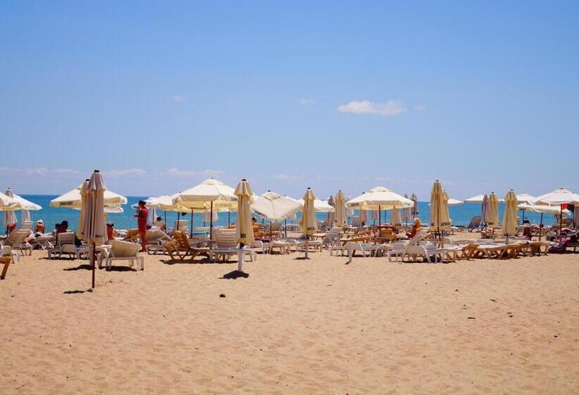 پانسیون Chrystal Guest House