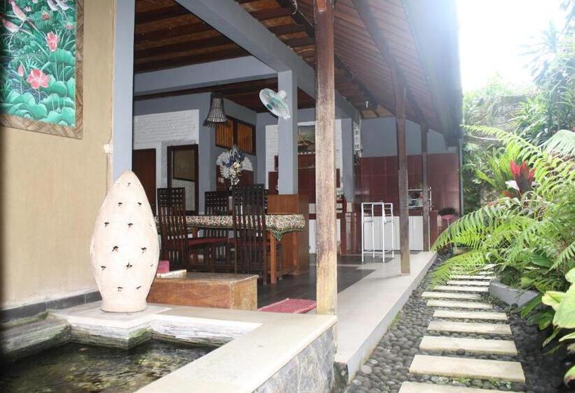 פנסיון De Puspa Residence Seminyak