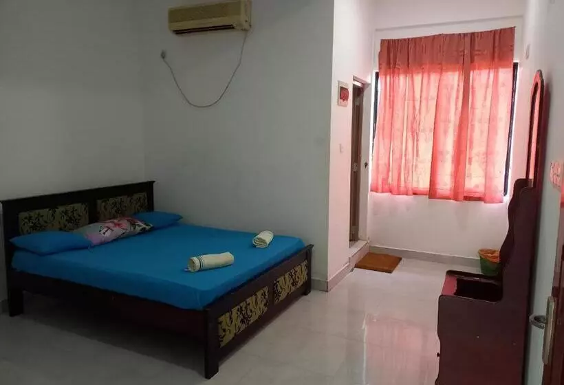 ペンション Sayura Guest House