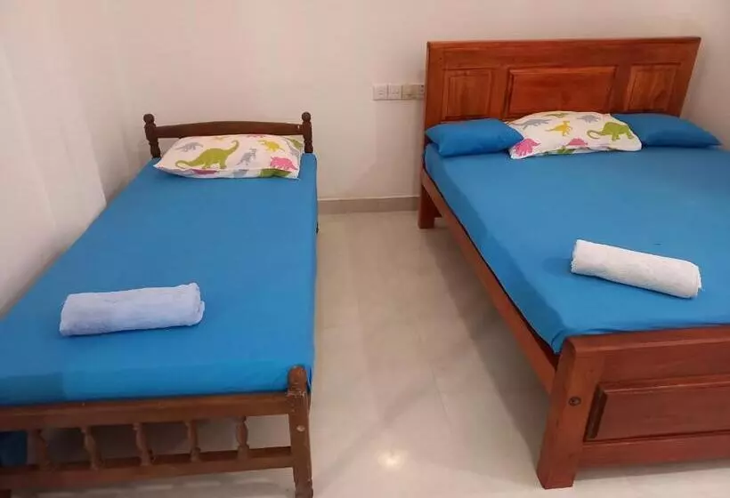 ペンション Sayura Guest House