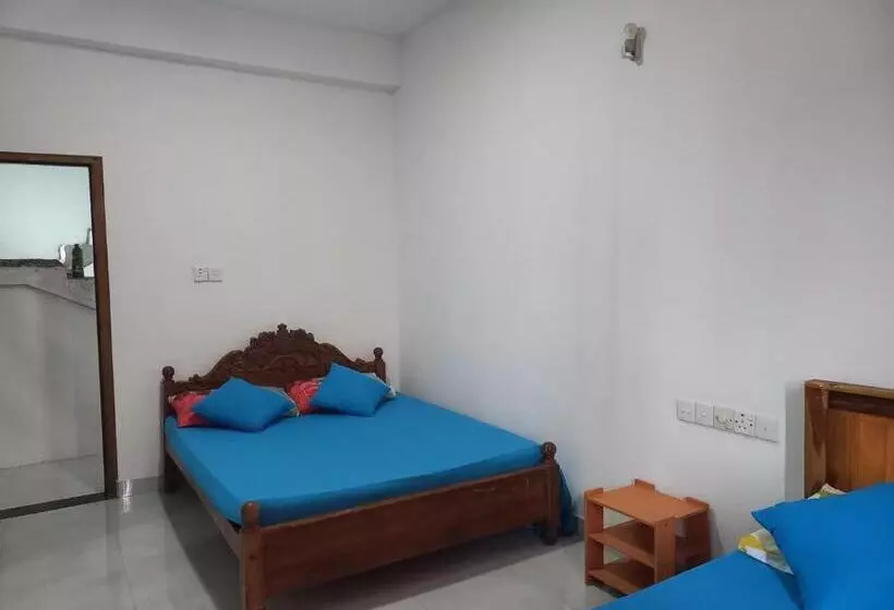 ペンション Sayura Guest House