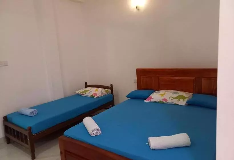 ペンション Sayura Guest House